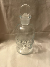 Antique Clear Glass Apothecary SODIUM HYDROXIDE Na OH Imprinted picture