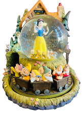 Disney Snow White Cottage Snowglobe Music Box Animated playing Zip-A-Dee-Doo-Da picture