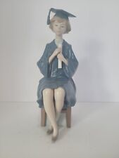 VINTAGE RETIRED LLADRO GIRL GRADUATE # 5199 PAINTED PORCELAIN FIGURINE 1984 picture