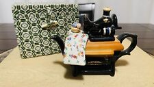 VTG Cardew Design Mini Infusion Sewing Machine Teapot Made In England W/Wood Box picture