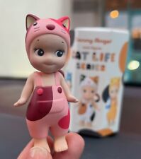 NEW Authentic SONNY ANGEL Cat Life Series SECRET LUCKY PINK Mini Figure picture