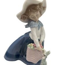 VTG Lladro Pretty Pickings Girl With Flower Basket #5222 RARE picture