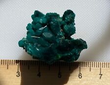 Amazing emerald green diopside cluster from Congo - Weight 14.60g, 73.53ct picture