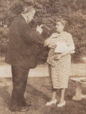 3R Photograph 1930-40's Old Man Pointing Wagging Finger At Suprised Old Woman  picture