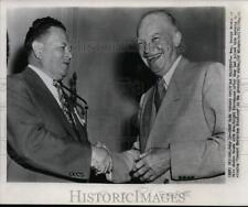 1952 Press Photo Rep.George Bender,Ohio shakes hands with Gen.Dwight Eisenhower picture