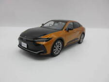 1/30 Toyotacrown Crossover 2022 Model Color Sample Mini Car Black Precious Ray picture
