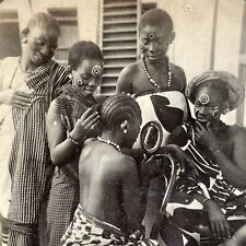 Antique 1940s Unguja Zanzibar Swahili Tribal Women Stereoview Photo Card P4931 picture
