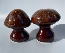 Vintage Hull Pottery USA brown drip glaze mushroom salt & pepper shakers 3.75