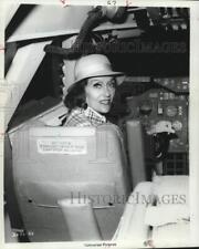 1974 Press Photo Hollywood-Actress Gloria Swanson promotes 