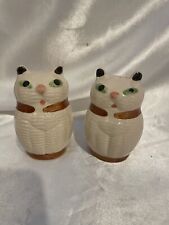Vintage Kitty Cat Salt and Pepper Shakers Figurine green eyes Kitschy picture