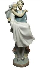 Lladro 05282 Over The Threshold. Brand New In Box. Retired. (Boxes Are Scarce) picture