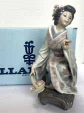 Lladro Yuki Geisha Figurine Japonesita en Cuclillas 1448 AS IS in Box SIGNED picture