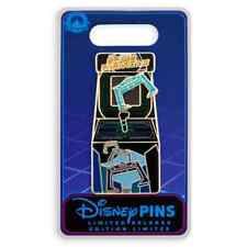 DISNEY TRON ARCADE GAME LIMITED RELEASE PIN NEW picture