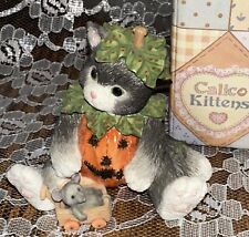 Enesco Calico Kittens 1995 Halloween w/ box “We’ve Carved A Perfect Friendship” picture