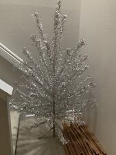 🌲Vintage Evergleam Deluxe Aluminum 6f Sparkler 61 Branch Christmas Tree picture