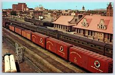 Postcard Train Northern Pacific Railroad Locomotive #25 North Coast Limited AQ40 picture