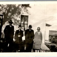 c1930s Old People Outdoors House Farm Snapshot Photo Barn Pipe Smoking Man C48 picture
