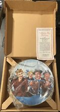 VINTAGE LUCY CALIFORNIA HERE WE COME PLATE COA 1989 PLATE # 4524I picture
