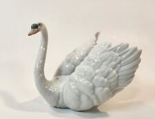 Lladro - Swan with Wings Spread picture