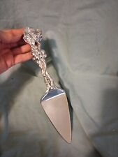 Arthur Court Grape Clusters PIE SERVER  11.5 IN BEAUTIFUL CONDITION Handcrafted picture