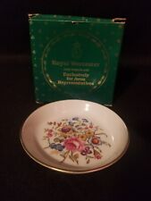 Avon 1982 Happy Holidays Royal Worcester Fine Porcelain Plate Exc for Avon Reps picture