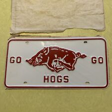 NOS Vintage Go Hogs Go booster metal license plate U of A Arkansas Razorbacks picture