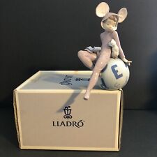 RARE Vintage Lladro 5882 RESTFUL MOUSE with Cat Figurine MINT w/Original Box HTF picture