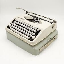 🪩GREAT CONDITION🪩 1974 Hermes Baby/Rocket White Typewriter Director Elite Font picture