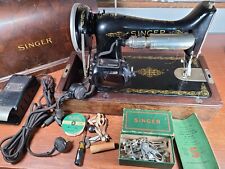 Singer 99-13 1925 Antique Sewing Machine w/ Case, Book, Extra Parts, Foot Lever picture