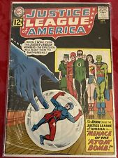 JUSTICE LEAGUE OF AMERICA #14 ATOM JOINS JLA/ G- DC COMICS picture