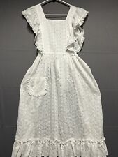 White APRON Bib Embroidery Eyelet Vintage Tie Back Knee Length Pinafore picture