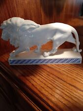 HUTSCHENREUTHER PORCELAIN LION FIGURINE.  Larger Size. Well Detailed.  EXCELLENT picture