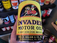 VINTAGE~ RARE NOS FULL~ INVADER 1-QUART MOTOR OIL CAN~ EXCELLENT CONDITION picture