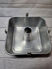 Vintage MIRRO Square Angel Food Cake Pan, 2-Piece Aluminum 9x9x4 Baking Supplies picture