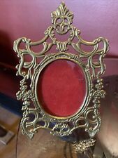 Antique Vintage Victorian Standing Picture Frame 10”x6” Brass, Heavy picture