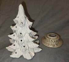 Ceramic Decoration - Tree, Nowell: Small; Base - Holly; Lighted picture