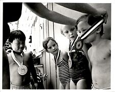 LAE3 Original Photo GRANADA NURSERY SCHOOL SWIMMING OLYMPICS KIDS AWARDS picture