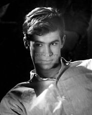 ANTHONY PERKINS - 8X10 PUBLICITY PHOTO (ZZ-837) picture