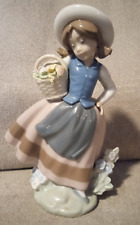 Exquisite Lladro Sweet Scent Girl with Flowers 5221 picture
