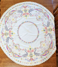 Beautiful Vintage 1940's  Hand Embroidered 48