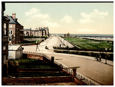 England. Skegness. The Parade. Vintage photochrome by P.Z, photochrome Zurich picture