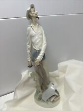 Don Quixote Standing Up Lladro  #4854 Porcelain Figurine- Missing Sword picture