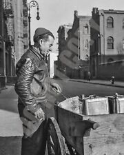 1943 Ice Vendor Mulberry Street Lower Manhattan New York City 8x10 Photo picture