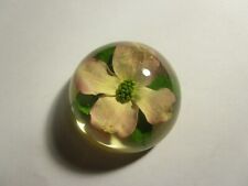 GORGEOUS~~FLORAL DESIGN PAPERWEIGHT~~NICE picture