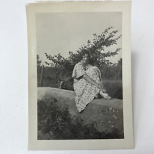 VTG B&W Photograph 1920s Single White Woman Dress Finger Waves Hair Shy Flirty picture