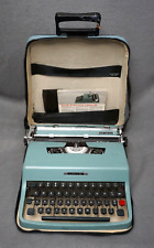 *RARE* VINTAGE OLIVETTI UNDERWOOD LETTERA 32 ENGLISH TYPEWRITER - MADE IN ITALY picture