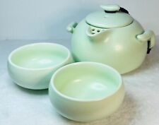 New Wong Fei Traditional Green Porcelain Chinese Tea Set Tea With 2 Cups picture
