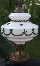 Vintage 1960s MCM Retro Hollywood Regency Carnival Milk Glass Lamp - STUNNING picture
