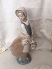 LLADRO NAO 237 Graceful, Looks Windswept  Retired Mint No Box picture