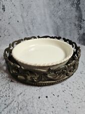 GG Collection 9in Cream Ceramic Pie Plate & Acanthus Metal Base Set (2) piece picture